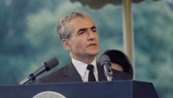 بررسی کتاب جدید «شاهنشاه؛ انقلاب ایران» در گفت‌وگو با آرش عزیزی