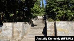 Полікурівський пагорб у Ялті, архів