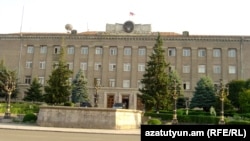 Արցախի կառավարության շենքը Ստեփանակերտում