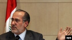 آقای الربیعی می گوید که شش ماه پيش عراق در آستانه جنگ داخلی بود اما امروز هيچ کس از جنگ داخلی صحبت نمی کند.