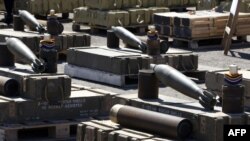 تسلیحاتی که به گفته اسرائیل از ایران عازم نوار غزه بوده و در یک کشتی با پرچم لیبریا کشف شد