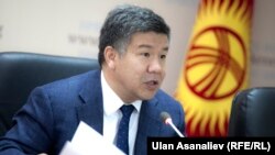 Алмамбет Шыкмаматов.