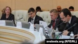 Майра Мора, Яўген Прэйгерман, Аляксандар Міхневіч, Яраслаў Крывой