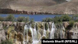 Национальный парк Банд-и-Амир находится в 75 км от Бамиана