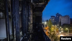 Фото від 10 жовтня 2025 року. Київ, наслідки російської повітряної атаки. 