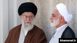 محسنی اژه‌ای در کنار رهبر جمهوری اسلامی