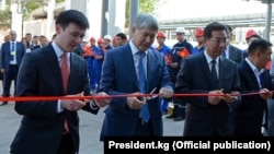 Бишкек Жылуулук электр борборун модернизация болгондон кийин ачуу иш-чарасына президент Алмазбек Атамбаев катышкан. 30-август, 2017-жыл   
