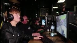 Київські пенсіонери відкрили для себе Counter Strike