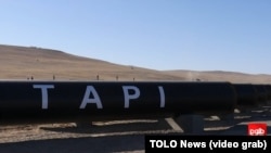 Türkmenistan - Owganystan - Pakistan - Hindistan (TOPH) gaz geçiriji taslamasynyň owgan böleginiň gurluşygyndan bir pursat. Arhiwden alyndy. 11-nji sentýabr, 2024 ý. 