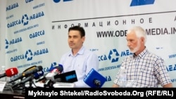 Засновник компанії Smart Marine Concept Дмитро Євдокімов (л), Одеса, 27 липня 2020 року