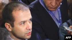 Максим Гвинджия отметил, что различные международные организации в качестве наблюдателей на этих президентских выборах в Абхазии представлены не столь широко, как хотелось бы