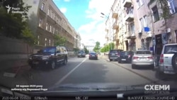 4 червня «Схеми» зустріли кортеж із двох автівок біля Верховної Ради