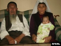 Шиван Каракаш и Хурма Каракаш погибли в результате землетрясения. 2011 год.