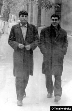 Gurbannazar Ezizow (çepde) we Nury Halmämmedow