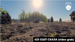 Тренування на мотоциклах 425-го окремого штурмового полку «Скала»