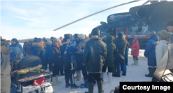 Торжественные проводы контрактников из Седанки на войну