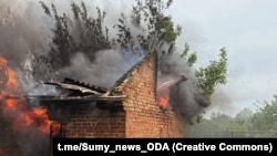 Ռուսական ուժերի կողմից ռմբակոծվող տուն Սումիի շրջանում 
