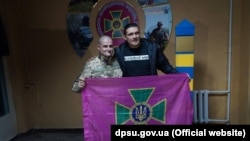 Олександр Усик під час візиту до прикордонників Краматорського загону, 20 жовтня, 2017 року