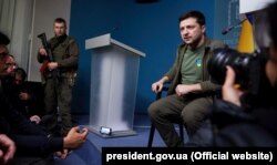 زلنسکی، رودررو با خبرنگاران در کی‌یف در سوم مارس