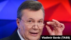 Спершу Януковича викликали на допит на 30 квітня