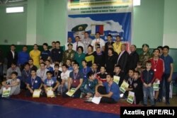 Оештыручылар һәм батырлар