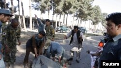 نیروهای افغان در محل انفجار در هرات