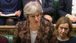 Тереза Мэй в британском парламенте заявила в понедельник, что за отравлением – с высокой вероятностью – стоит Россия.