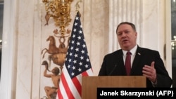 Майк Помпео.