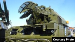 روسيه می گويد موشک متحرک ضد دفاعی تور ام يک، کاربردی صرفا دفاعی دارد.