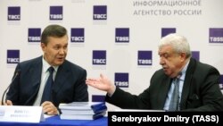 Михаил Гусман с Виктором Януковичем