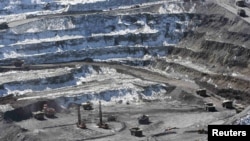 Месторождение Кумтор.