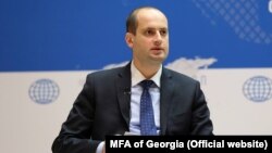 Другие представители грузинских властей публично не стали поддерживать главу внешнеполитического ведомства, выразившего солидарность Лондону