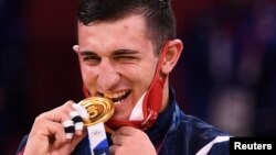 Грузинские спортсмены на олимпийском пьедестале (фотогалерея)