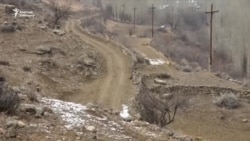 Чоң-Сай: жашоочуларды кооптондурган чек ара