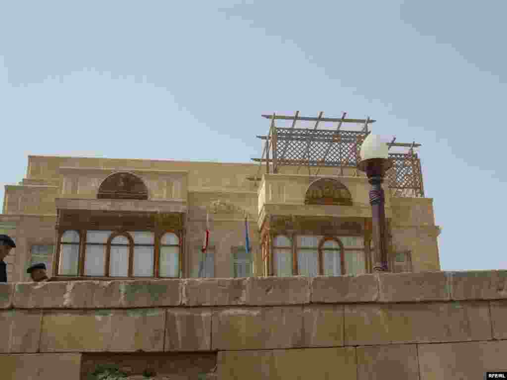 İçərişəhər içəri görünüşünü itirir  #42