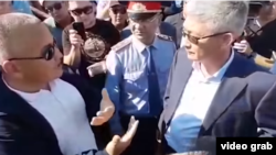 Митингчилер менен Мангыстау облусунун акими Серикбай Трумов жолукту. 3-сентябрь, 2019-жыл.