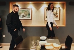 Свєтлана Мишор Чулина показує Дім ветеранів Хорватії