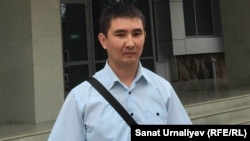 Юрист Мирлан Джумагалиев.