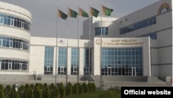 Türkmenistanda bir çagalar hassahanasy. Illýustrasiýa suraty. 