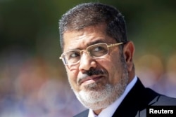 Ҳатто дар замоне, ки Муҳаммад Мурсӣ дар сари қудрат буд ва Душанбеву Қоҳира робитаҳои дипломатӣ доштанд, Тоҷикистон Ихвон-ул-муслиминро гурӯҳи тундрав мешинохт.