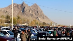 Авторынок в городе Ош.