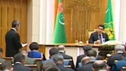 Türkmen žurnalistleri ilkinji gezek prezidente sorag berdi