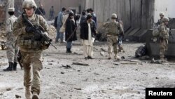 گشت سربازان آمریکایی در شهر قندهار