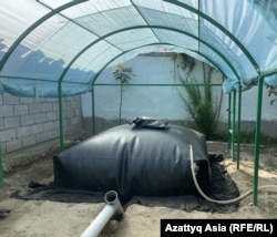 Алиевлар уйининг ҳовлисида ўрнатилган биогаз реактори
