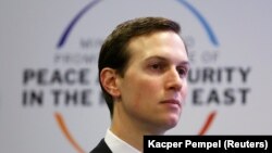 فلسطینیان با محمود عباس درباره طرح جرد کوشنر هم‌عقیده‌اند