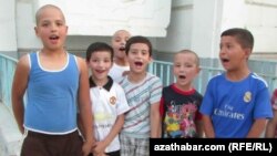 Колядующие дети, Туркменистан 