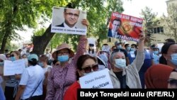 Митинг у здания Посольства Турции в Кыргызстане, 2 июня 2021 г.