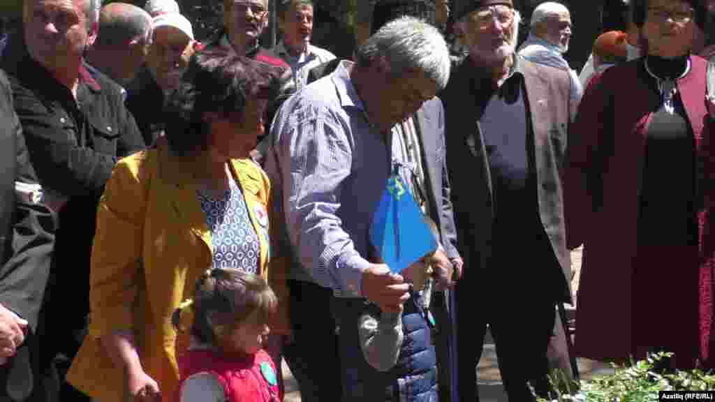 Гаиләләре белән килүчеләр