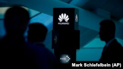 نمایشگاه تولیدات هواوی در پکن