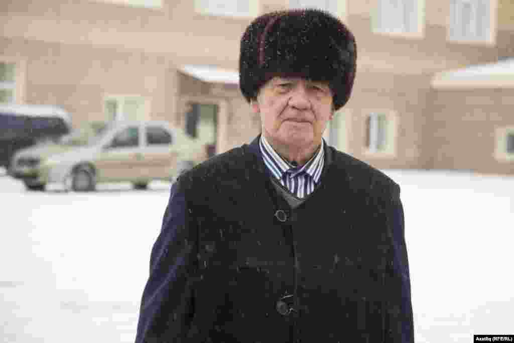 Экскурсияне 1975-1988 елларда мехчылар оешмасының генераль директоры булган Нәүфәл Рәхимов алып барды